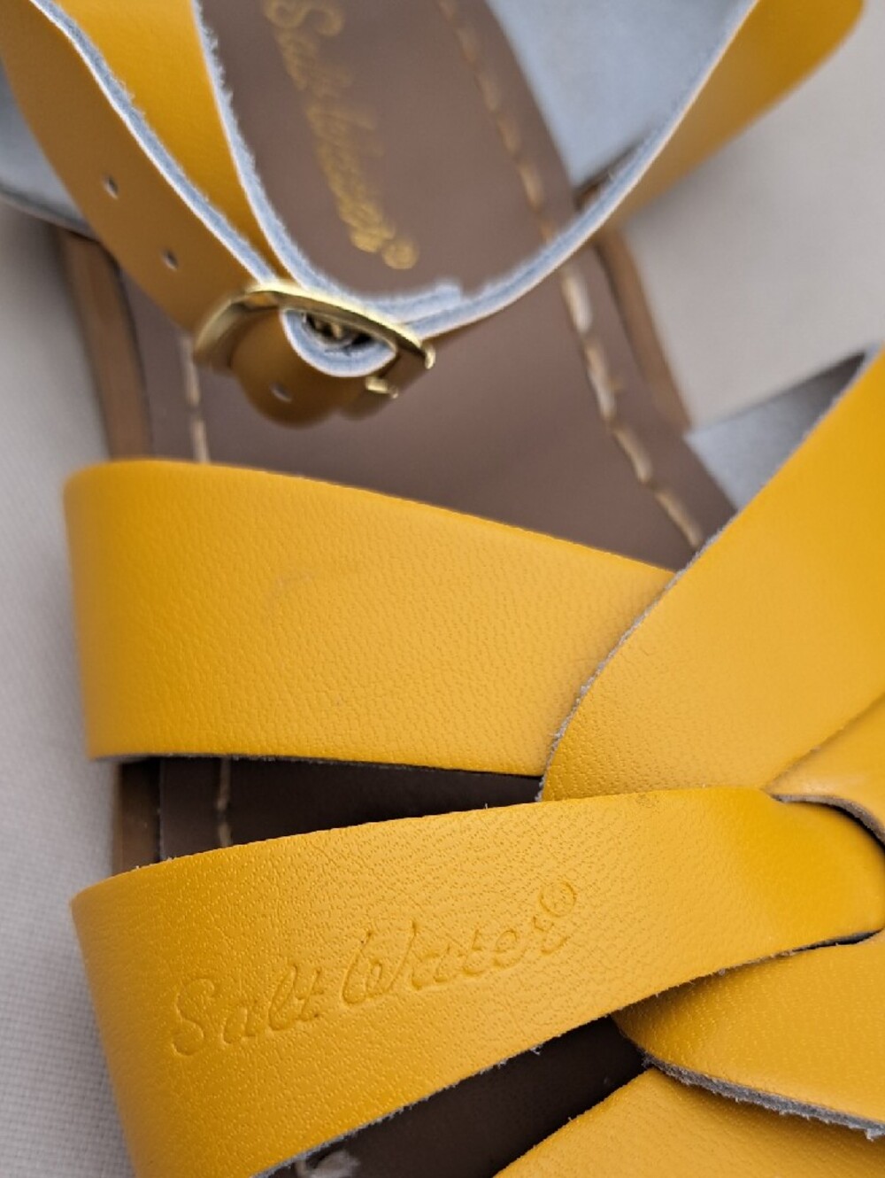 SALT WATER MUSTARD YELLOW Sandals SIZE US W10 - Picture 3 of 17